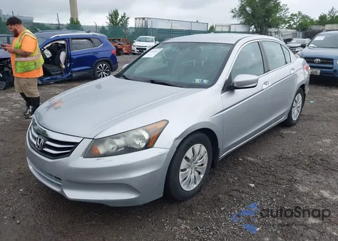 2012 Honda Accord 2.4 Lx из США, поврежденный, VIN 1HGCP2F31CA141228